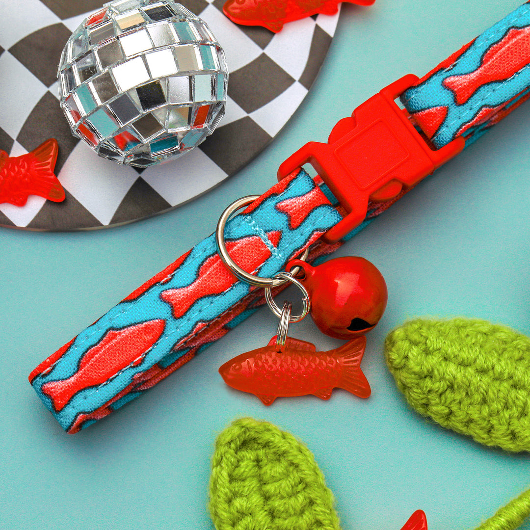 Sweet-Ish Fish in the Sea - Fish Candy Cat Collar